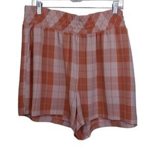 Torrid 1 1X Shorts Plaid Salmon Pink Pockets Pull On Mid Rise